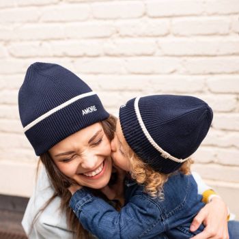 Bonnet AMORE en coton bleu marine