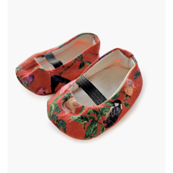 Chaussons japonais “Le Royaume des oiseaux” poupée MINIKANE