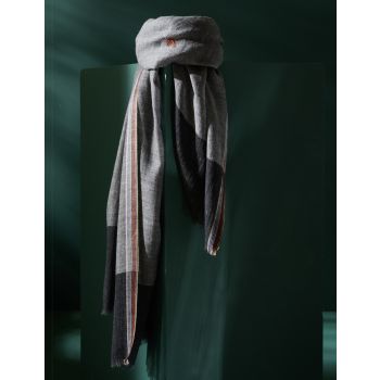 Écharpe chic, chaude et douce en laine VYRNWY - AV08 Paris