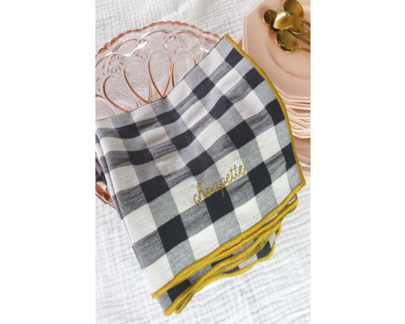 Serviette de table vichy brodée réglisse - choupette
