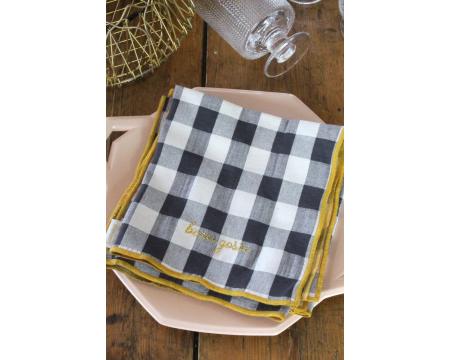 Serviette de table vichy brodée réglisse - beau gosse