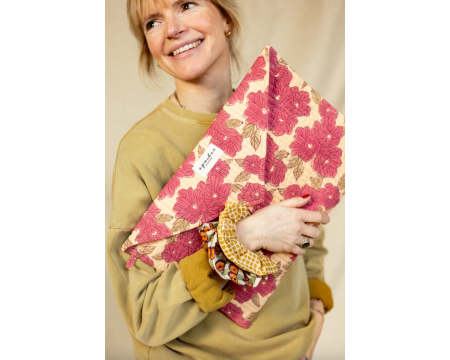 Big Pochette Ohas Bloom Macadamia APACHES