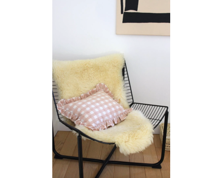 Coussin avec volant - vichy macaron