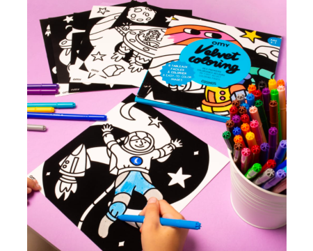 Coloriage velours Cosmos