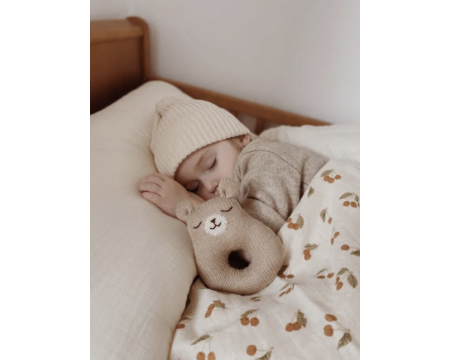 Hochet ourson sable en laine d'alpaga