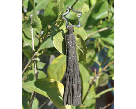 Porte-clés Pompon - LA CARTABLIÈRE - Cuir pailleté ou métallisé