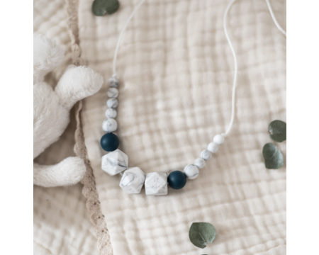 Collier d'allaitement, de portage et de dentition - LOU - MintyWendy