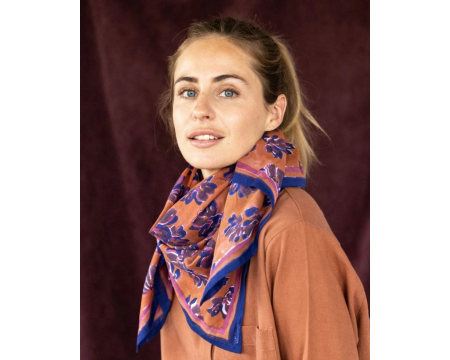 Big foulard Vioeta Rust APACHES