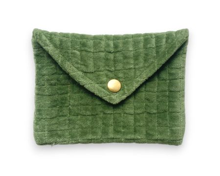 Pochette enveloppe Ravi velours vert mousse