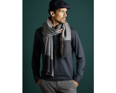 Écharpe chic, chaude et douce en laine VYRNWY - AV08 Paris